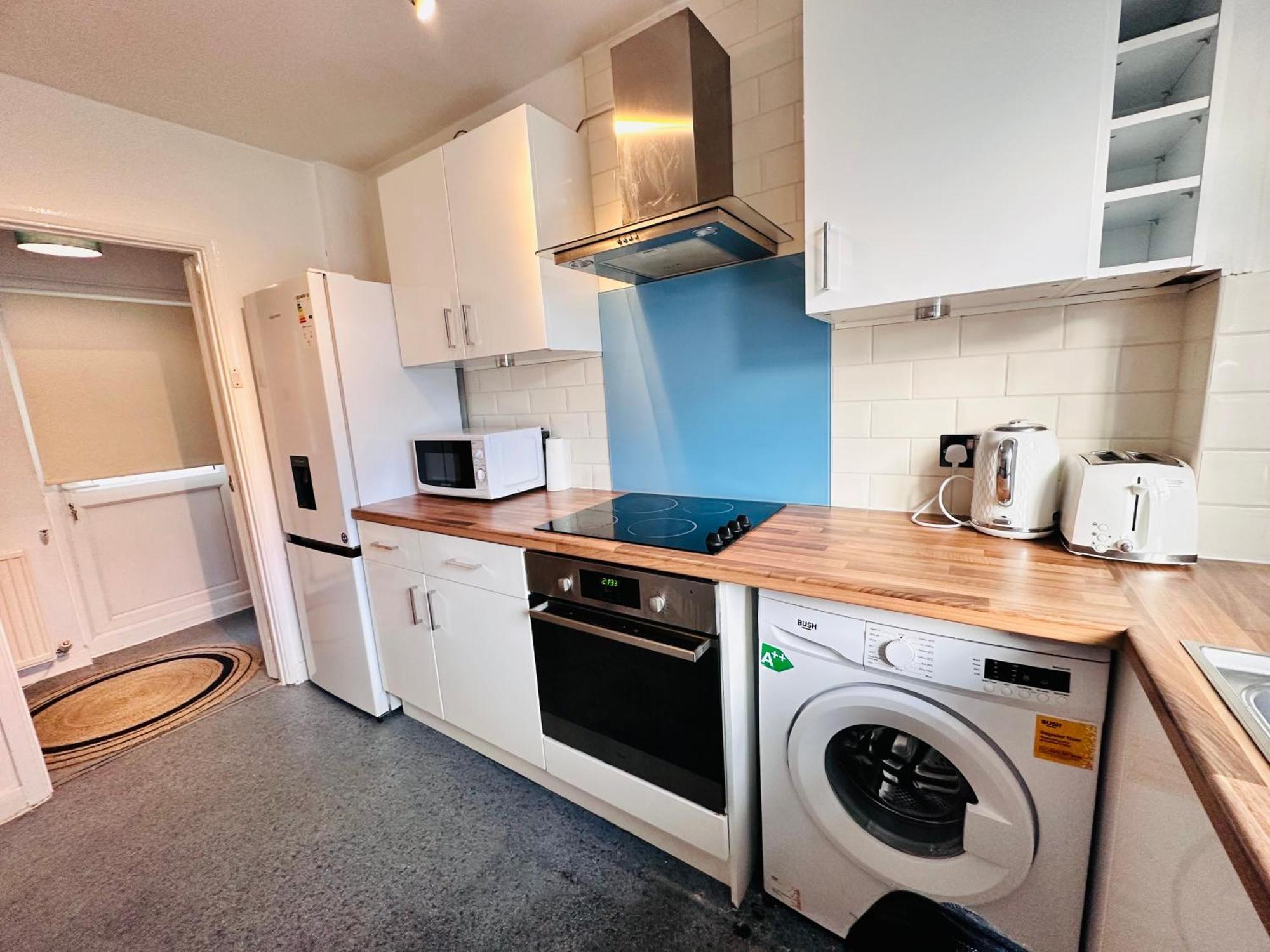Victoria Family Apartment In Central Лондон Экстерьер фото