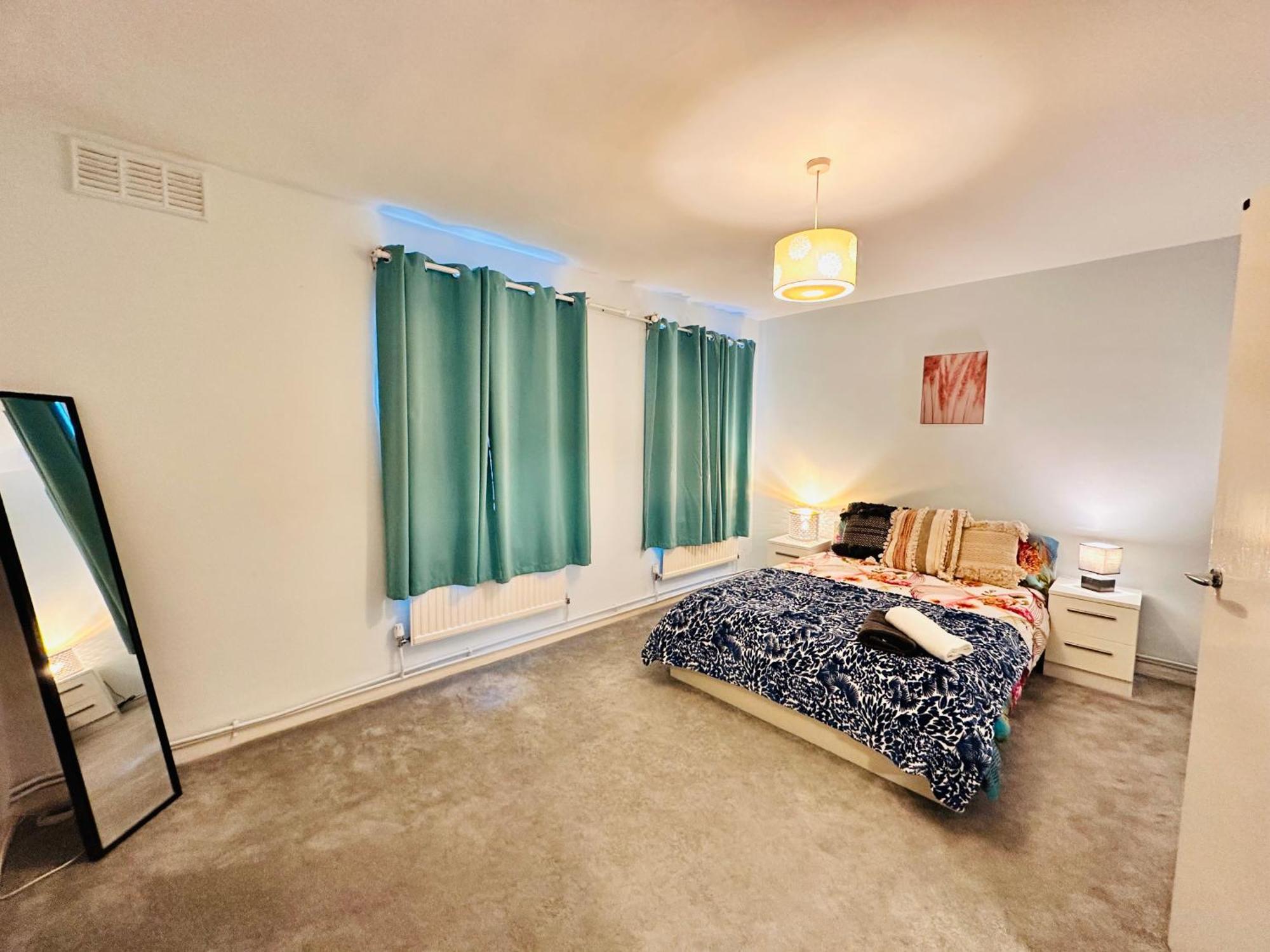 Victoria Family Apartment In Central Лондон Экстерьер фото