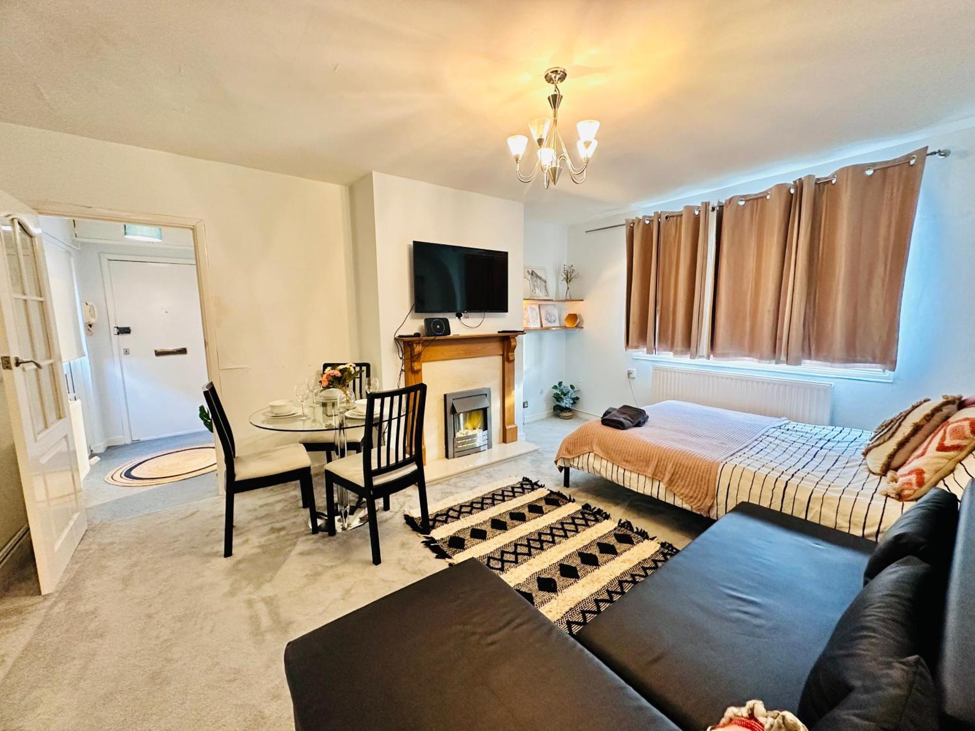 Victoria Family Apartment In Central Лондон Экстерьер фото